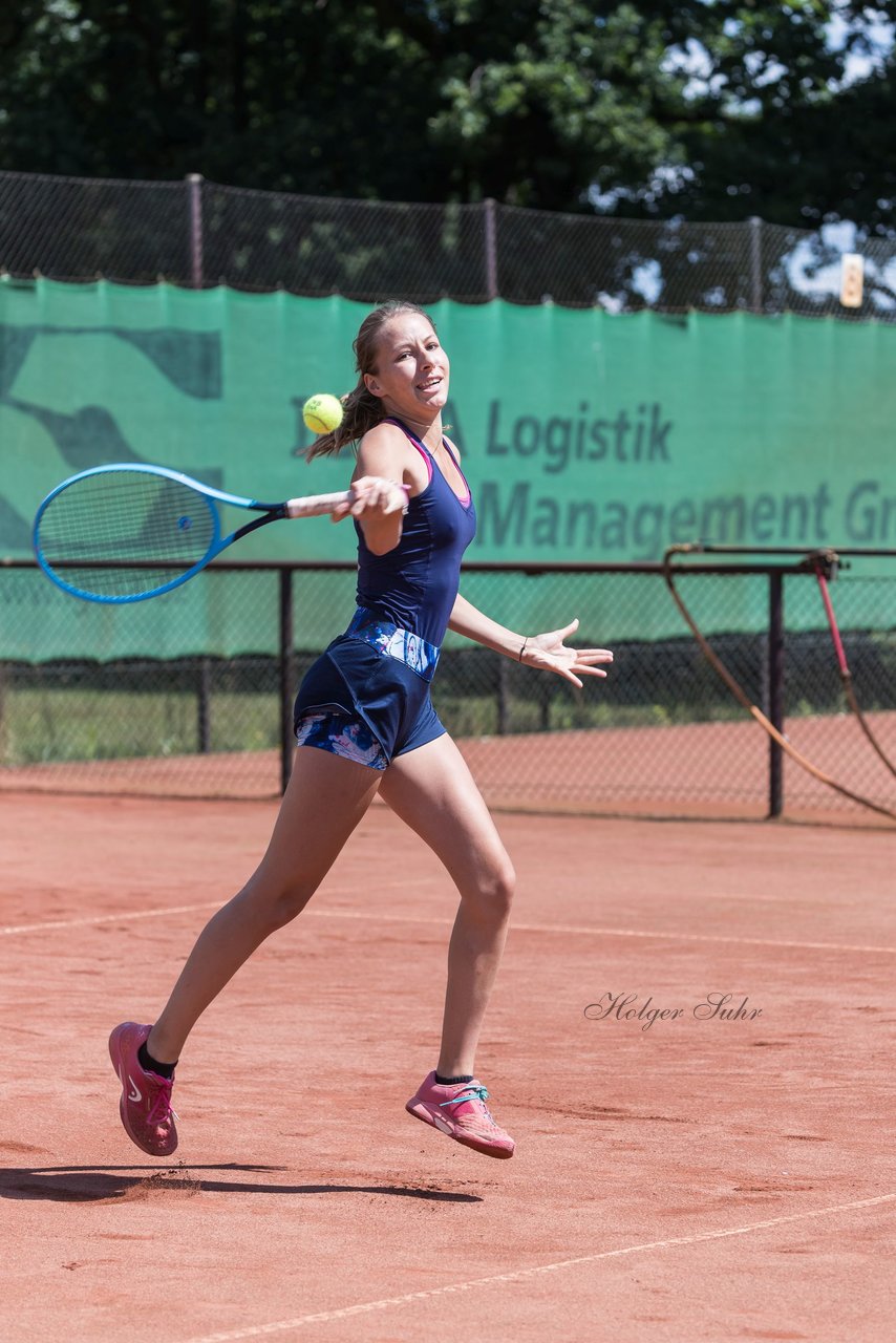 Laura Pesickova 112 - Celler Open